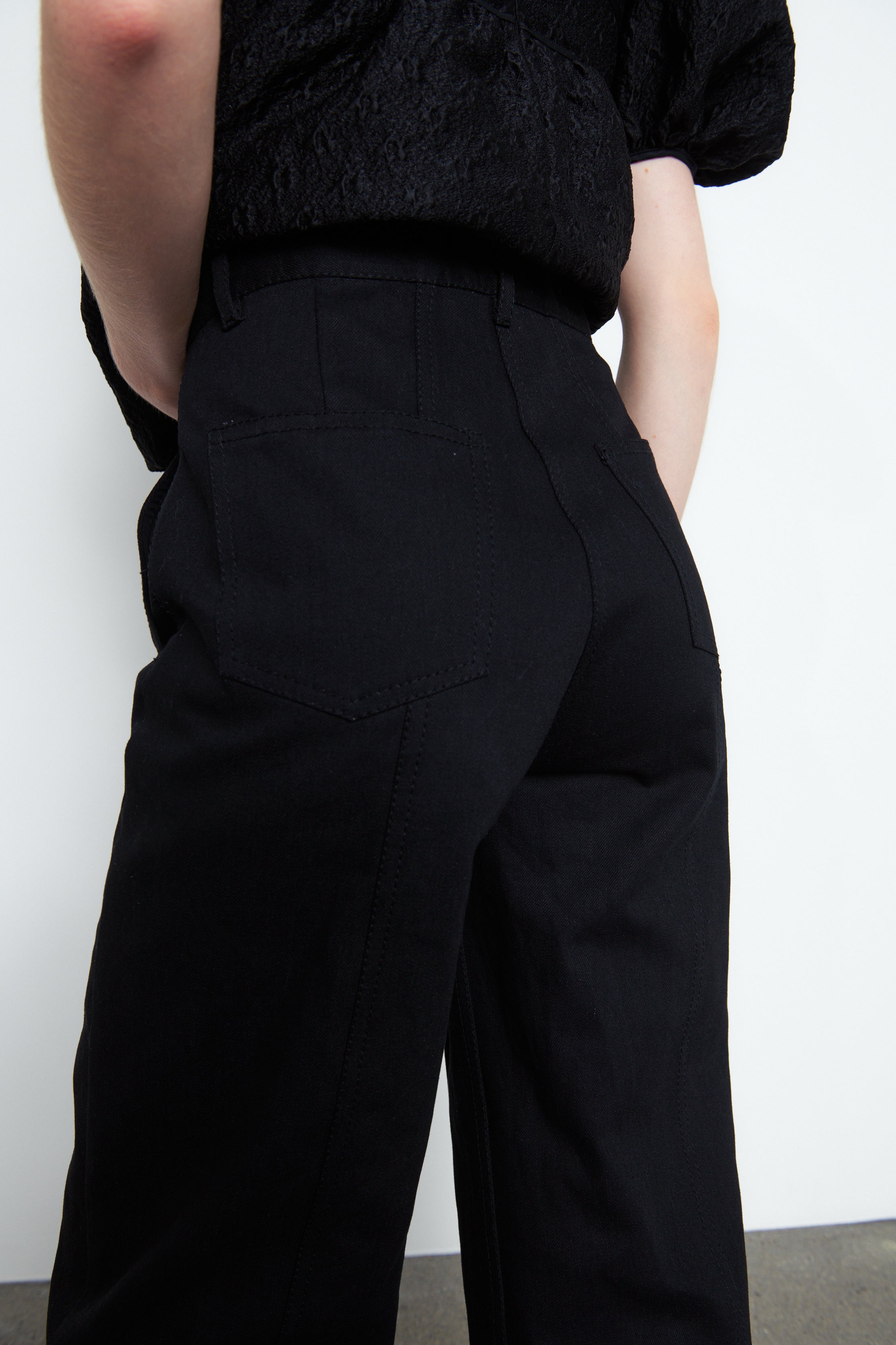 Sixta Trousers Black