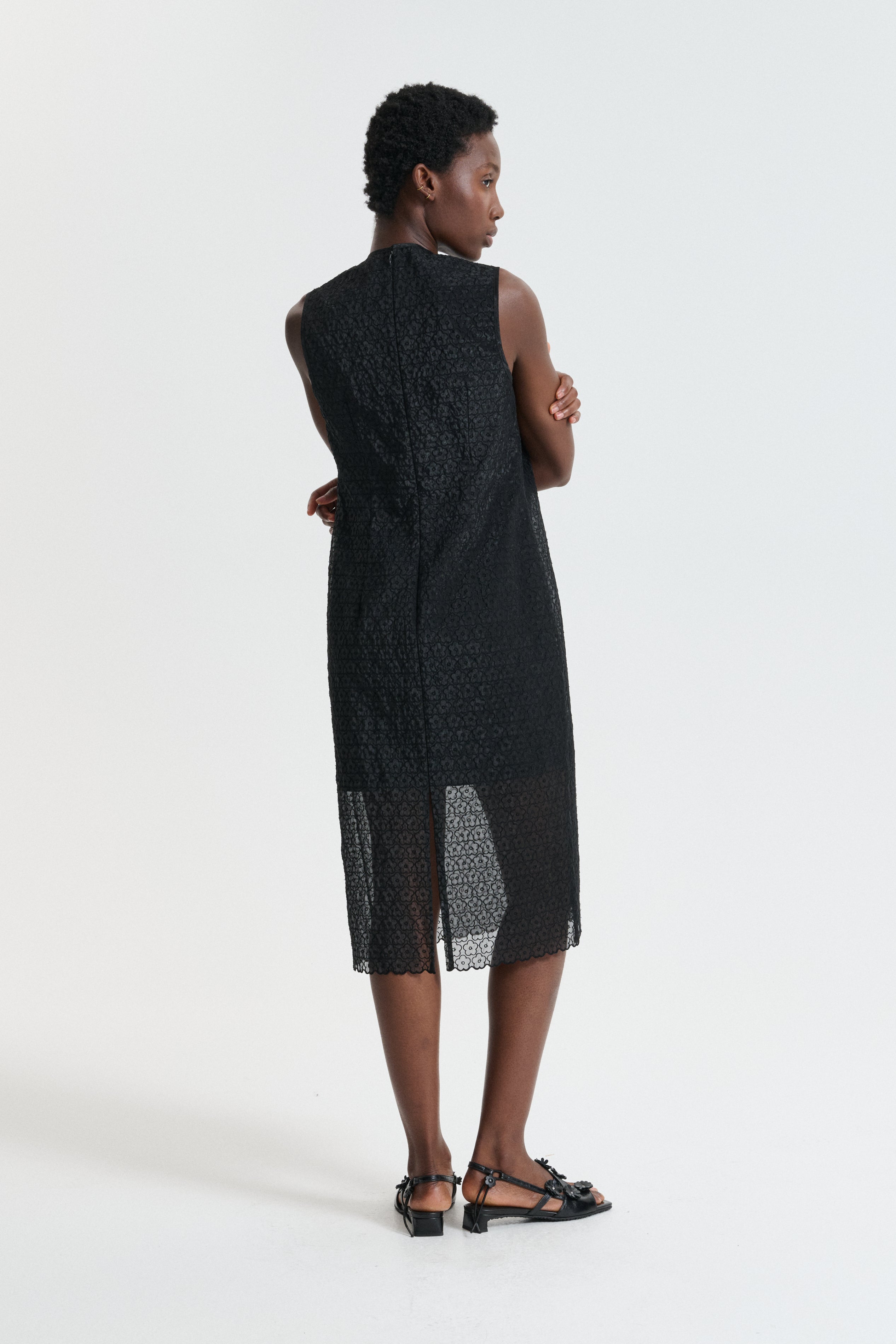 CBDEVIN | DRESS WINDFLOWER EMB BLACK