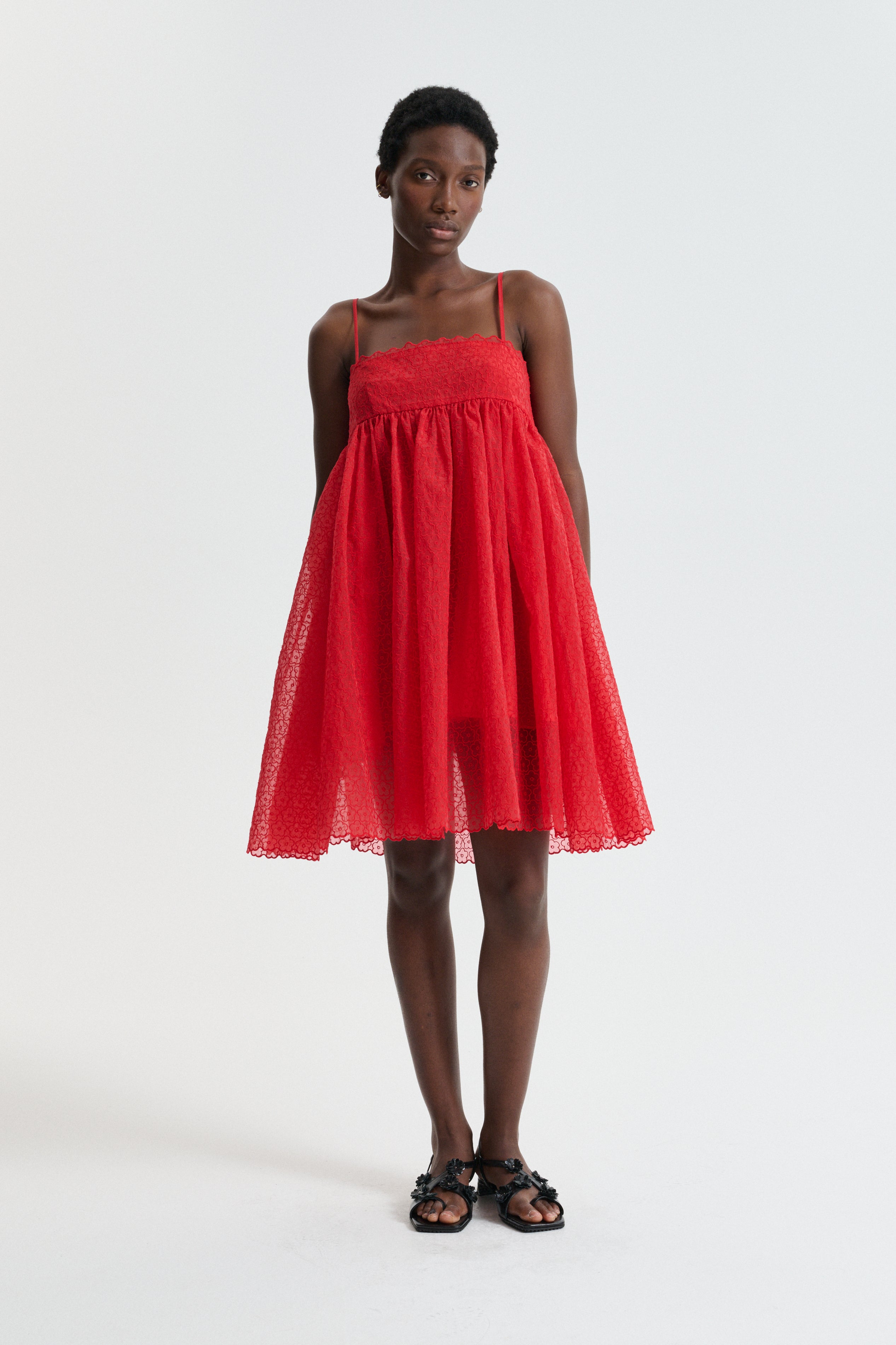 CBDENTA | DRESS WINDFLOWER EMB RED