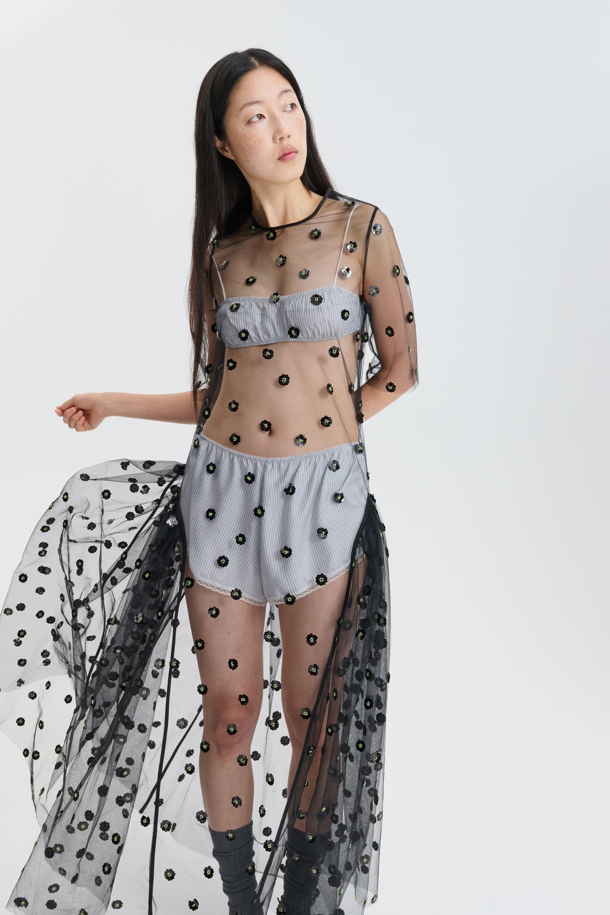 CBGENUIN | GOWN SEQUIN BLOSSOM TULLE BLACK