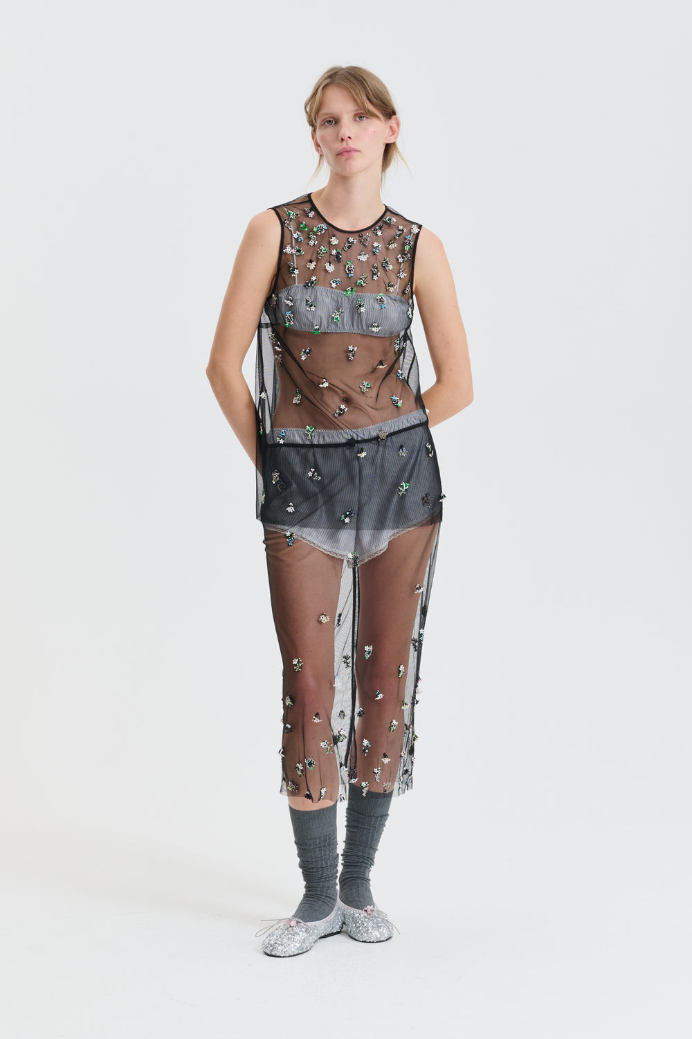 CBALBA | TOP WILDFLOWER APPLIQUÈ BLACK MULTI