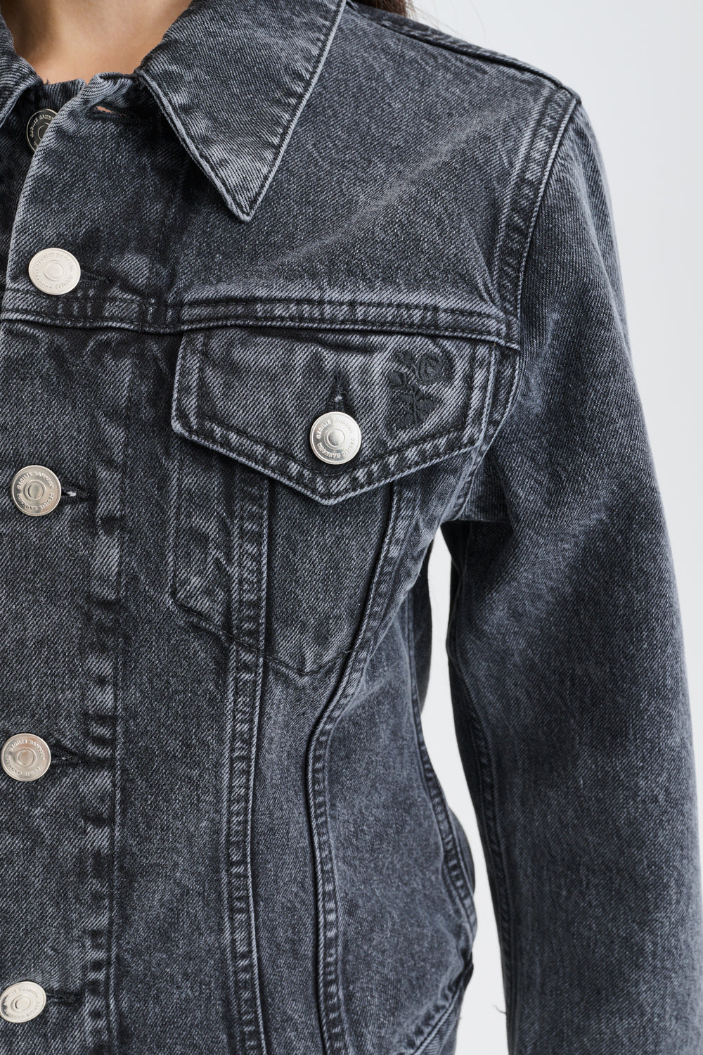 CBGINNIE | JACKET DENIM WASHED BLACK