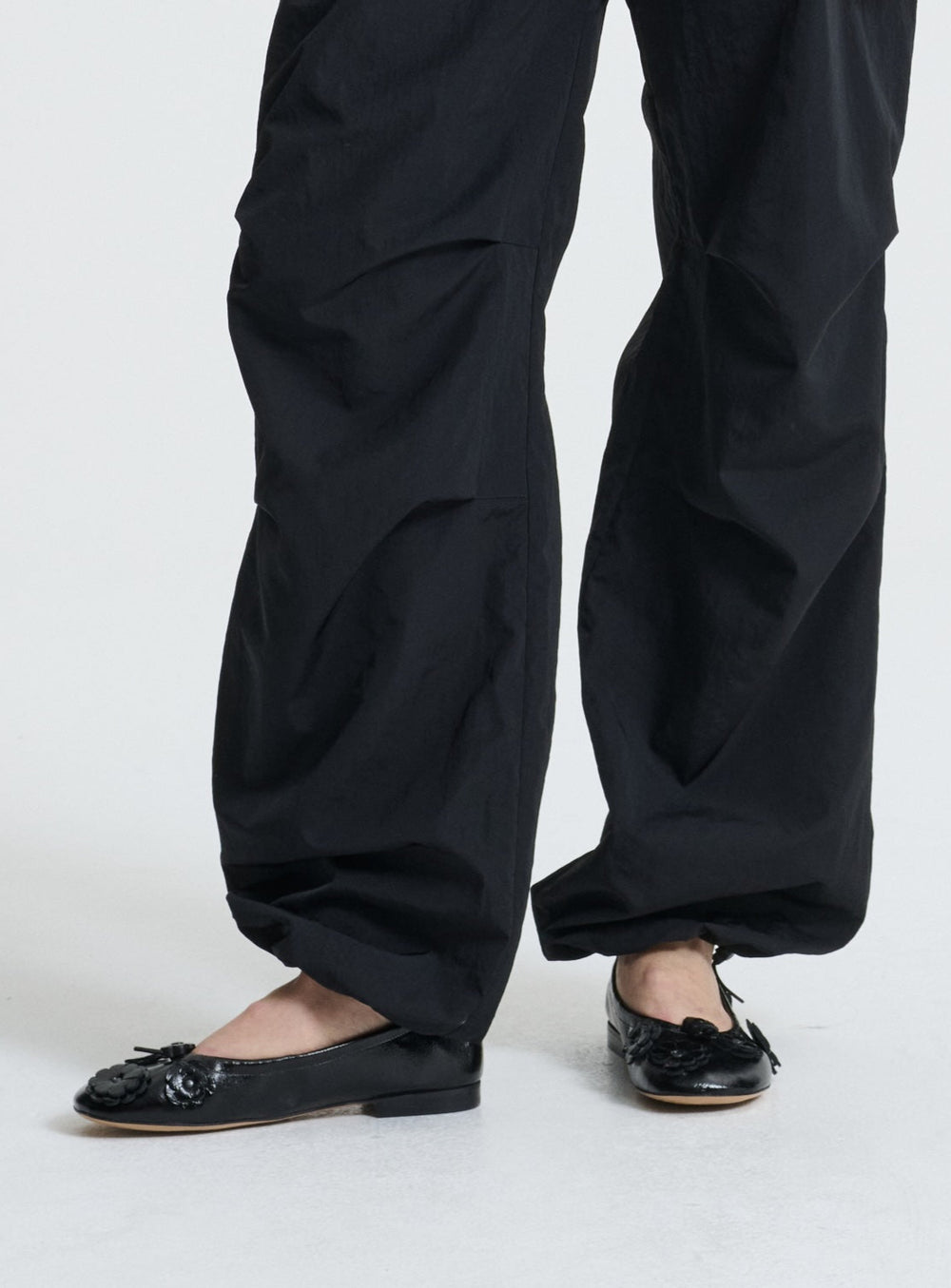 BRIELLE | FLAT PATENT LEATHER BLACK