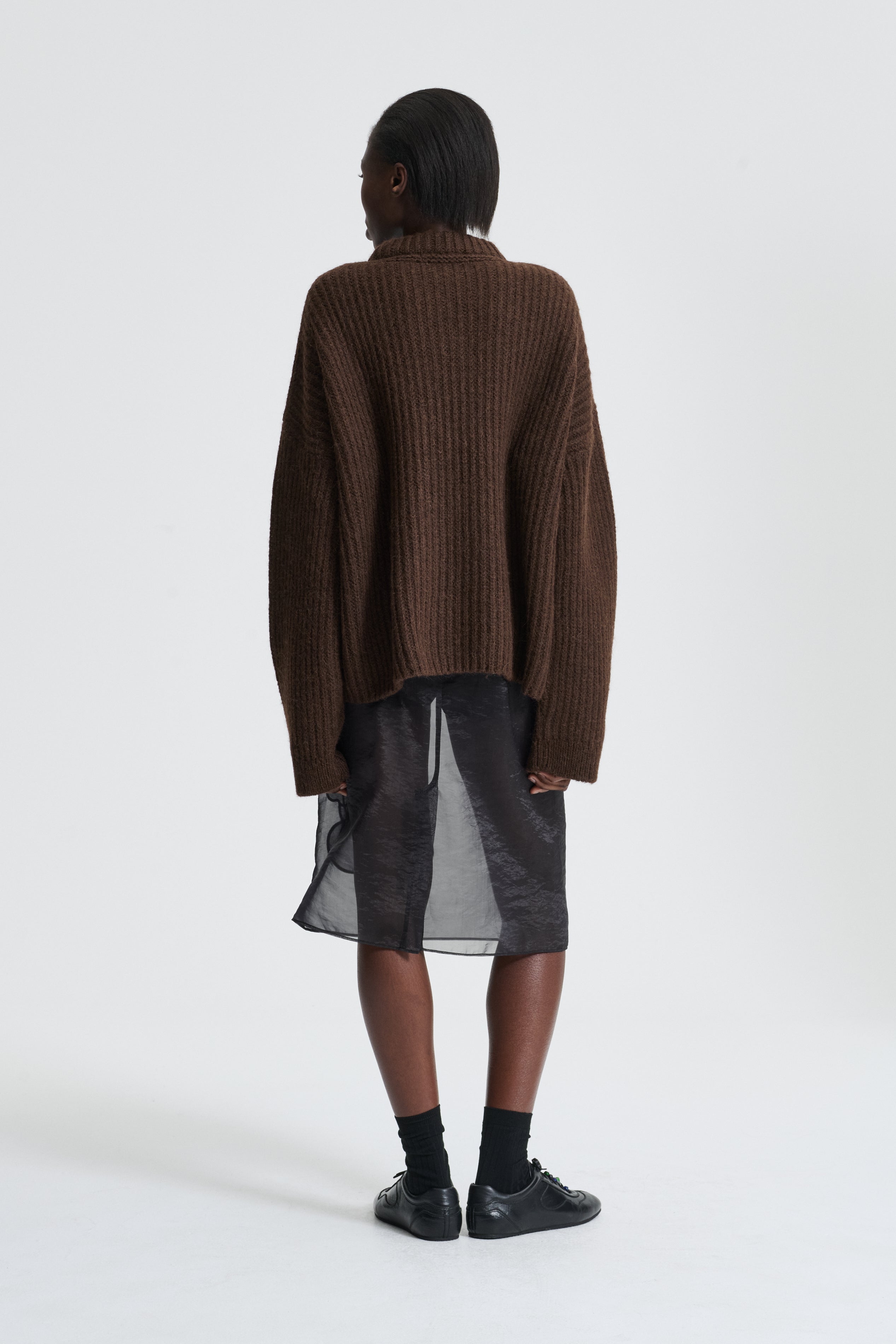 BELINDA | JUMPER CABLE KNIT BROWN