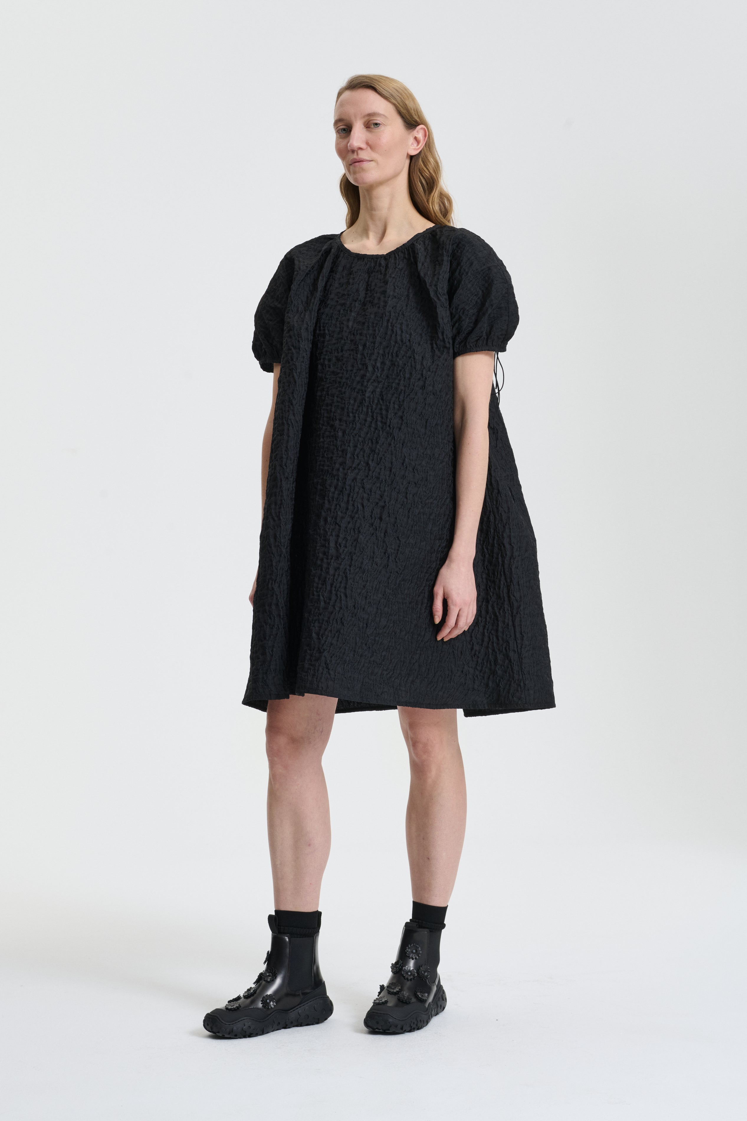 BRENDA | DRESS LOBELIA MATELASSÉ BLACK