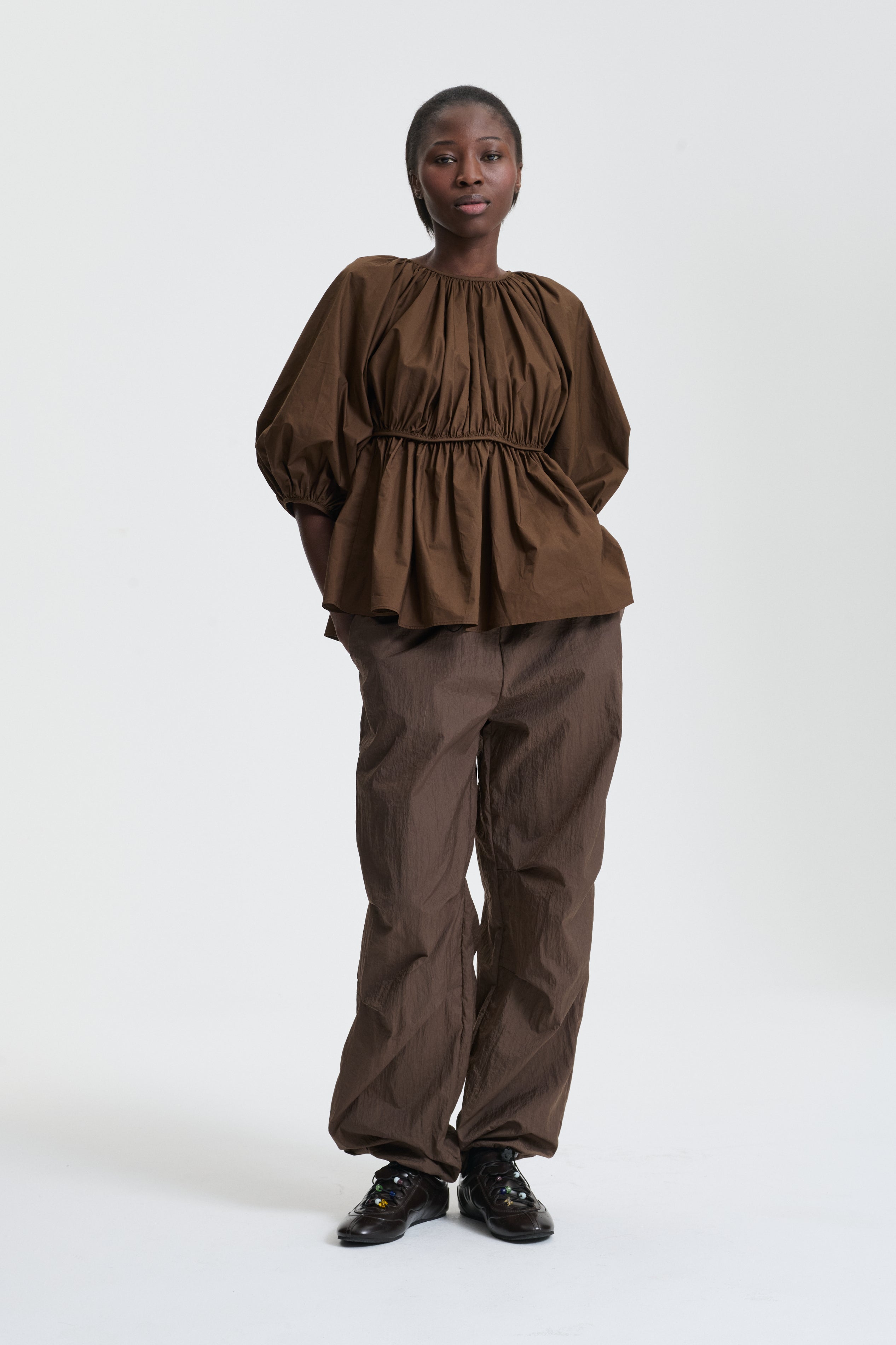 BROOKS | TROUSERS RECYCLED TAFFETA | BROWN