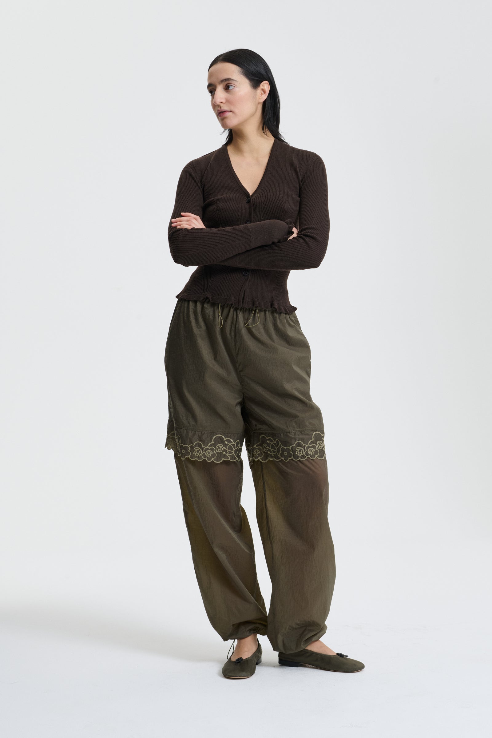 BIANCA | JOGGERS EMBROIDERED RIPSTOP OLIVE