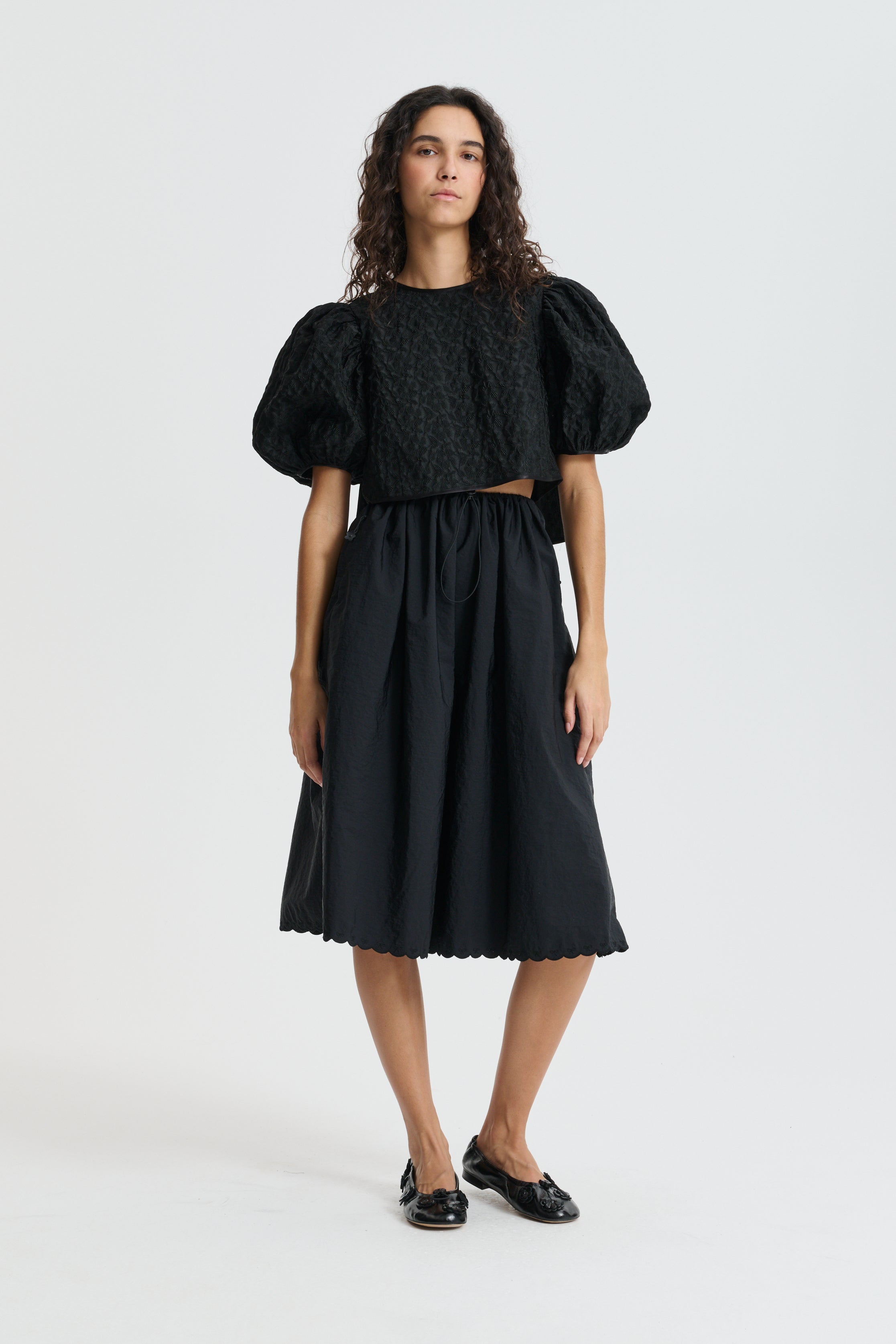 CBFARIS | TOP BEGONIA JACQUARD BLACK