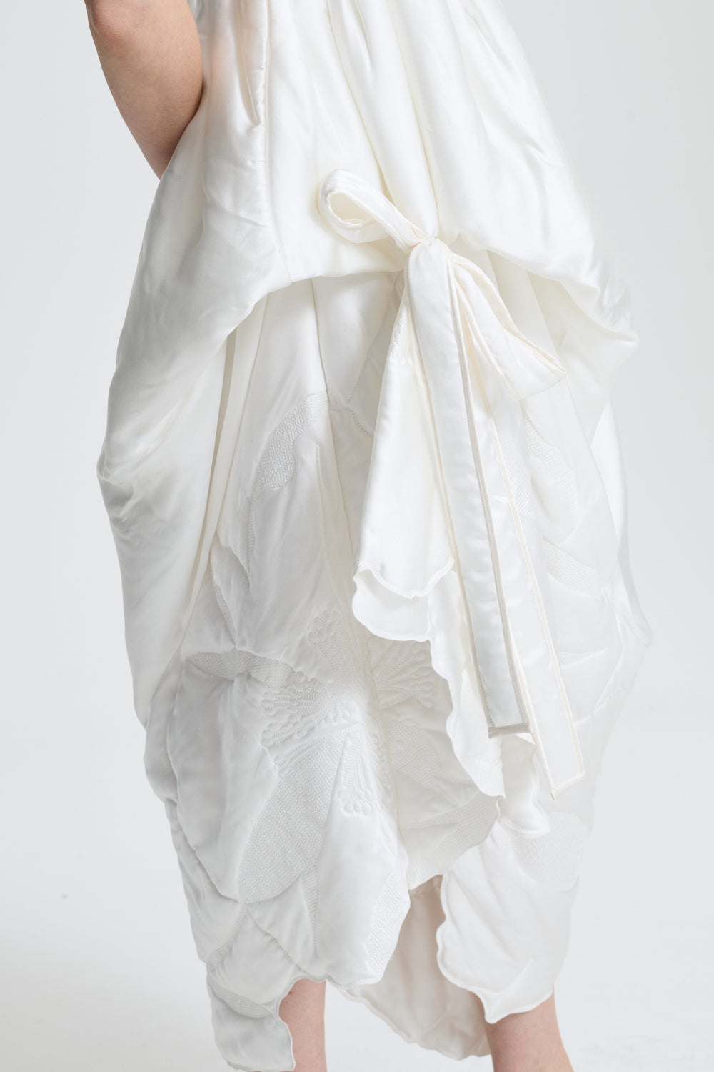DORTHE | DRESS POPPY QUILTED SILK WHITE BRIDAL