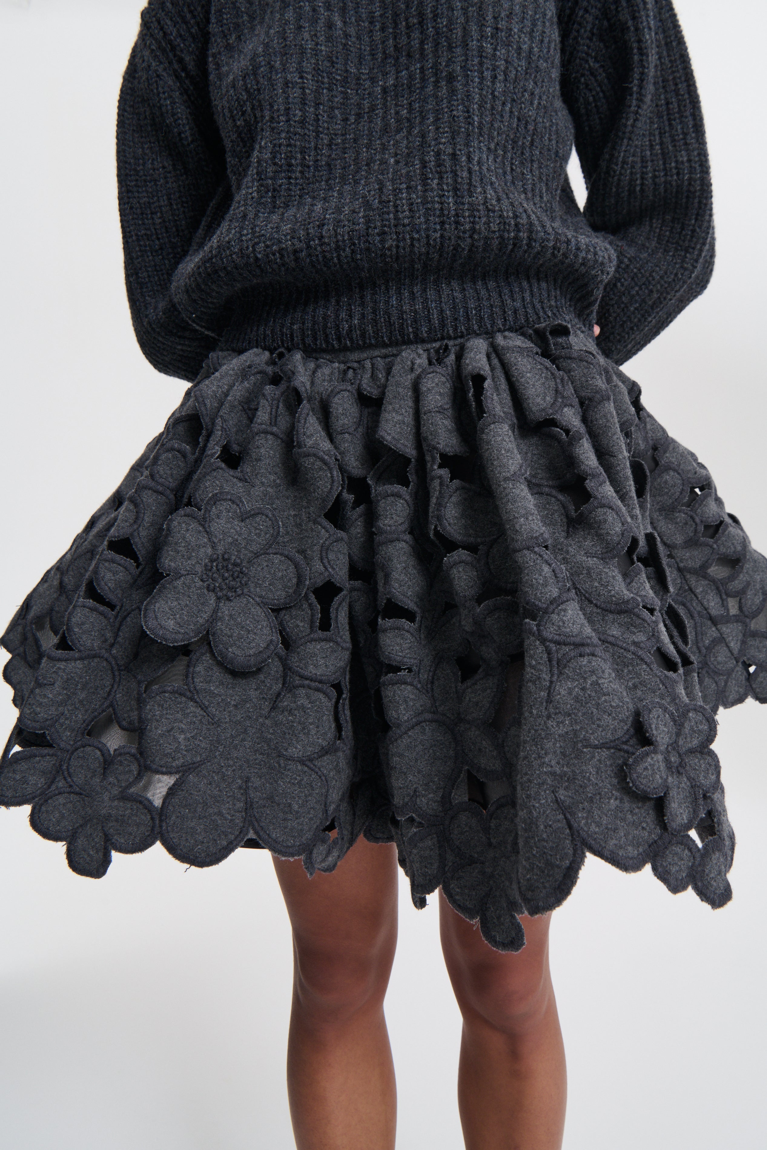 BIBIANA B | SKIRT BELLIS EMBROIDERY GREY