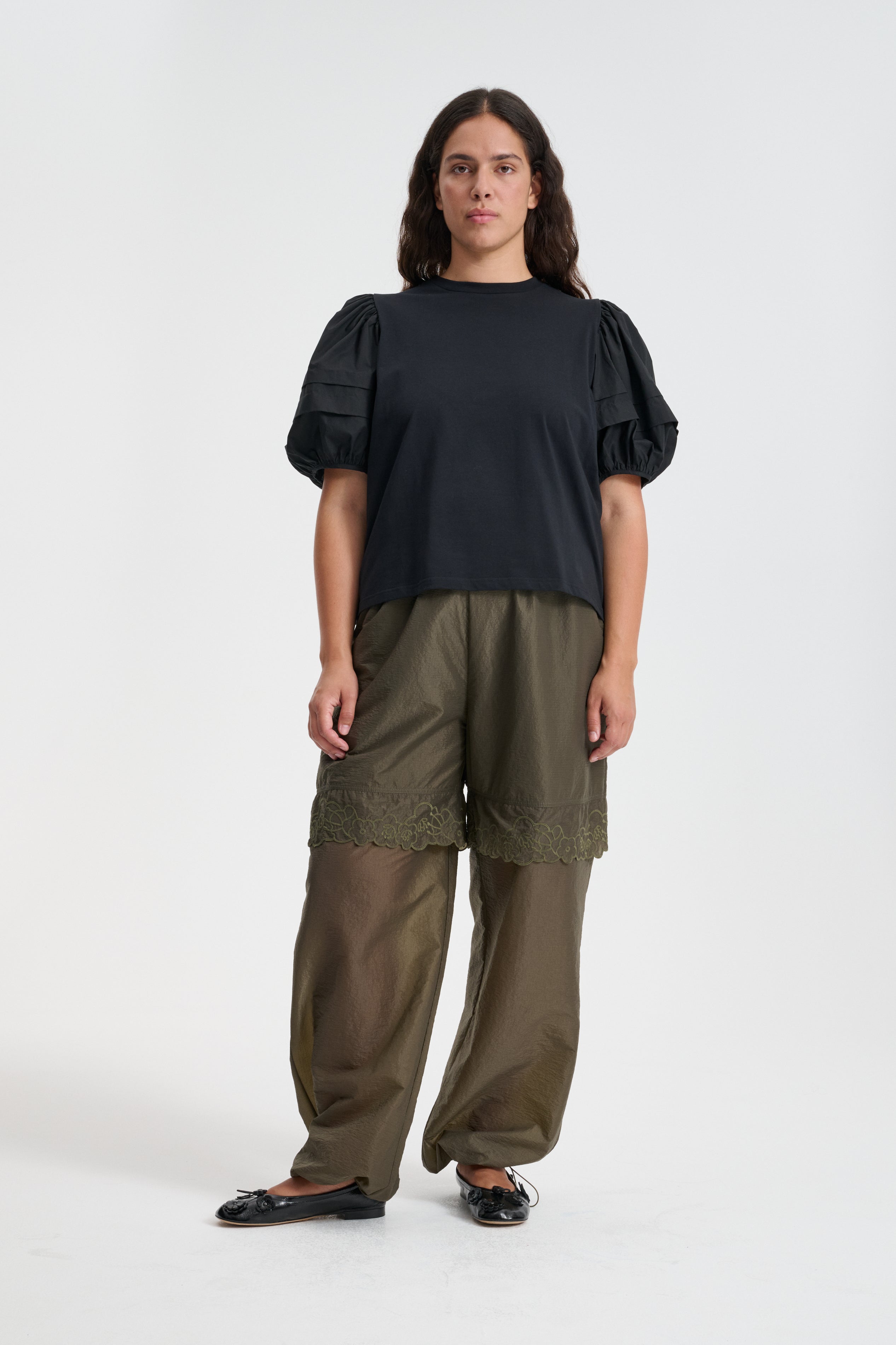 BIANCA | JOGGERS EMBROIDERED RIPSTOP OLIVE