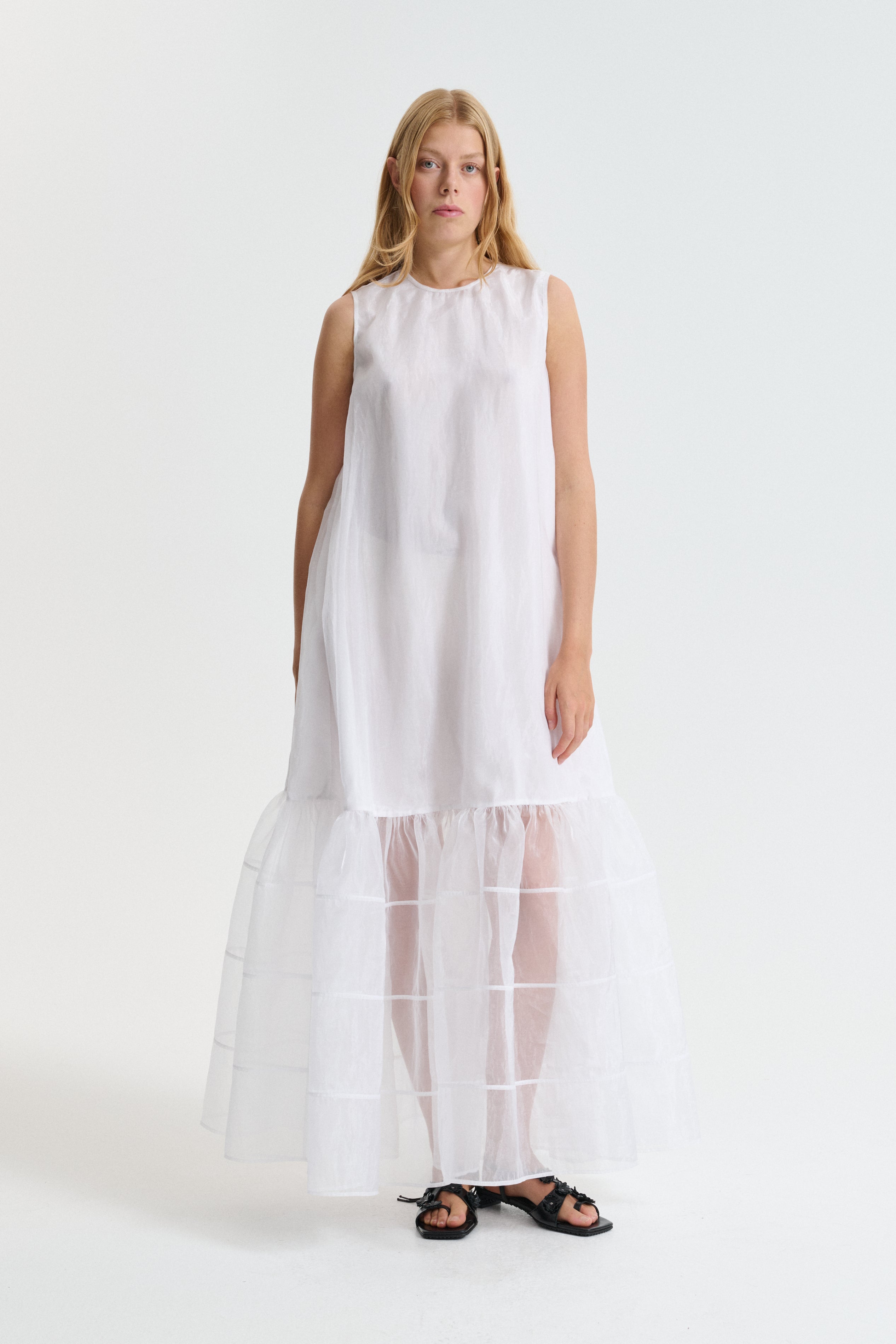 CBDOLLY | GOWN LIQUID MYRTIA WHITE