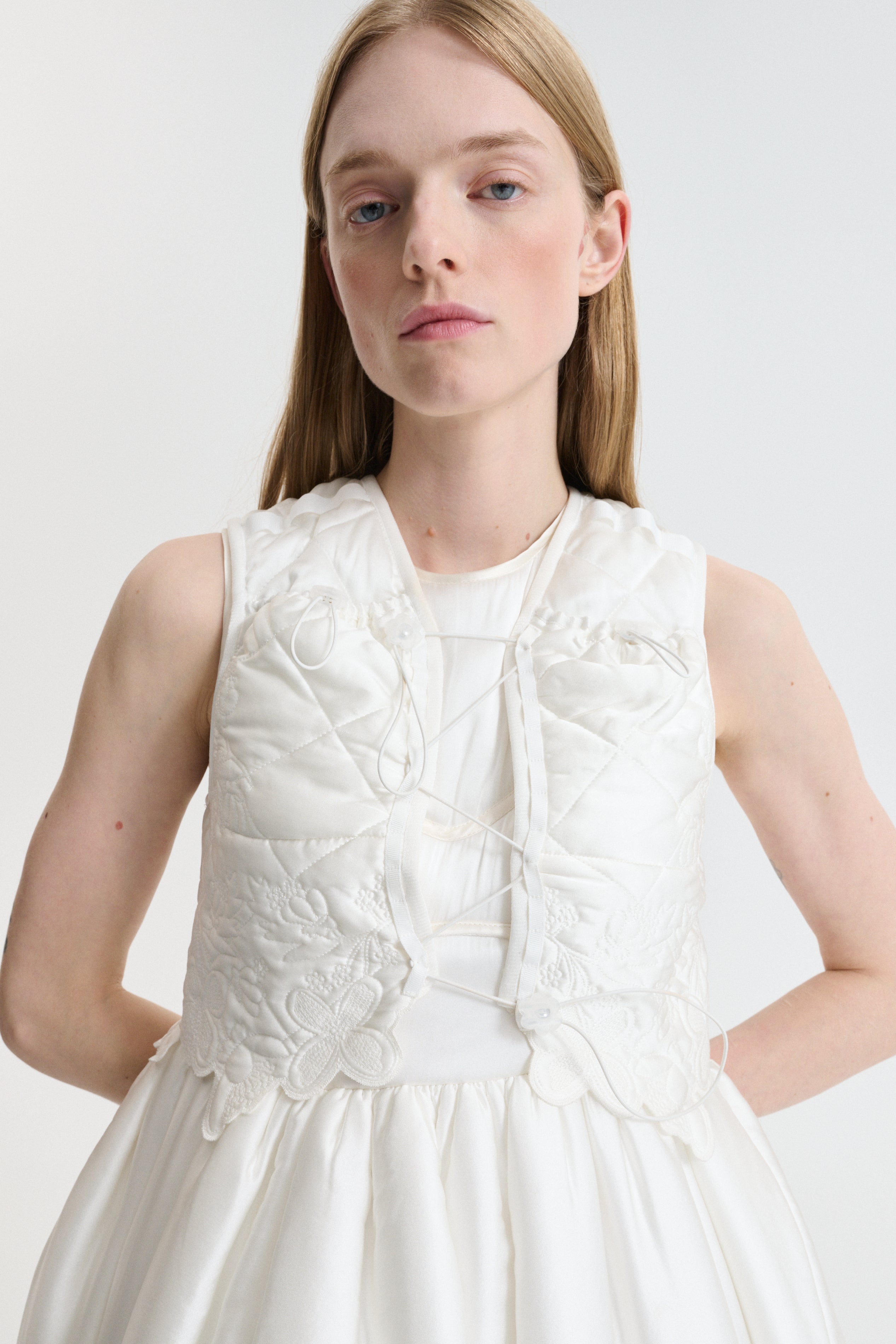 BRENO | VEST EMB SILK QUILT SNOW WHITE