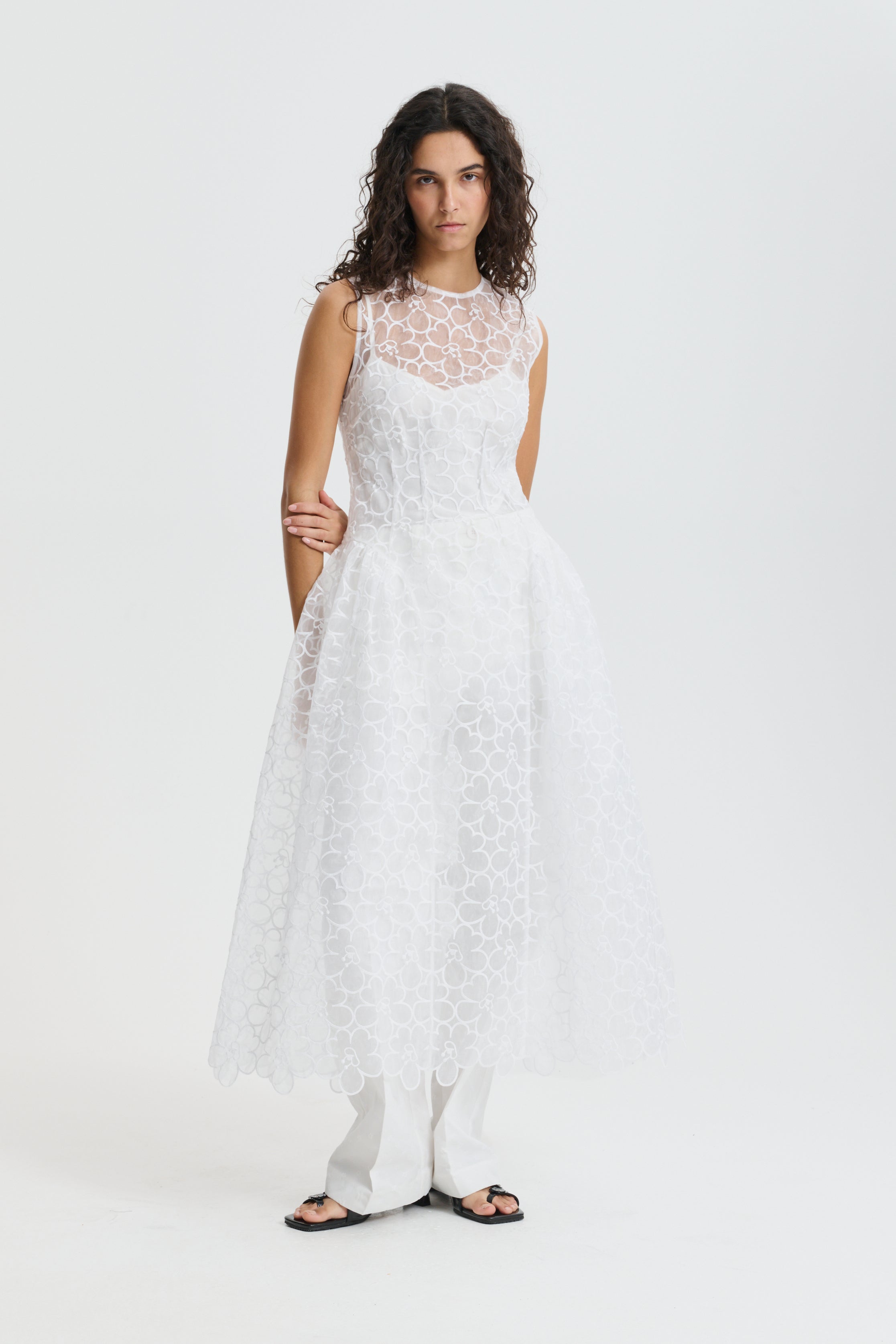 CBCATE | DRESS FELICIA EMBROIDERY WHITE