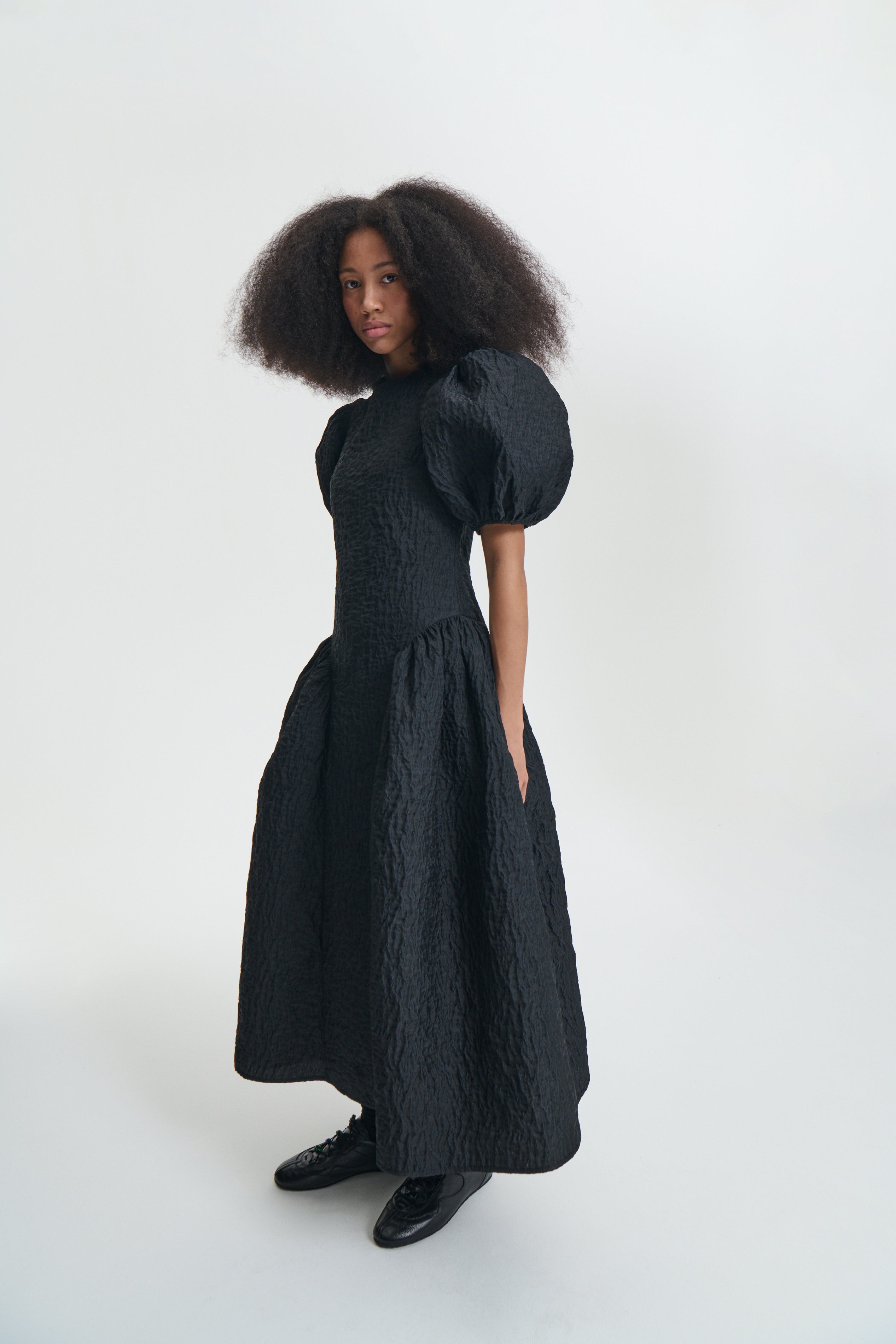 BALI | DRESS LOBELIA MATELASSÉ BLACK