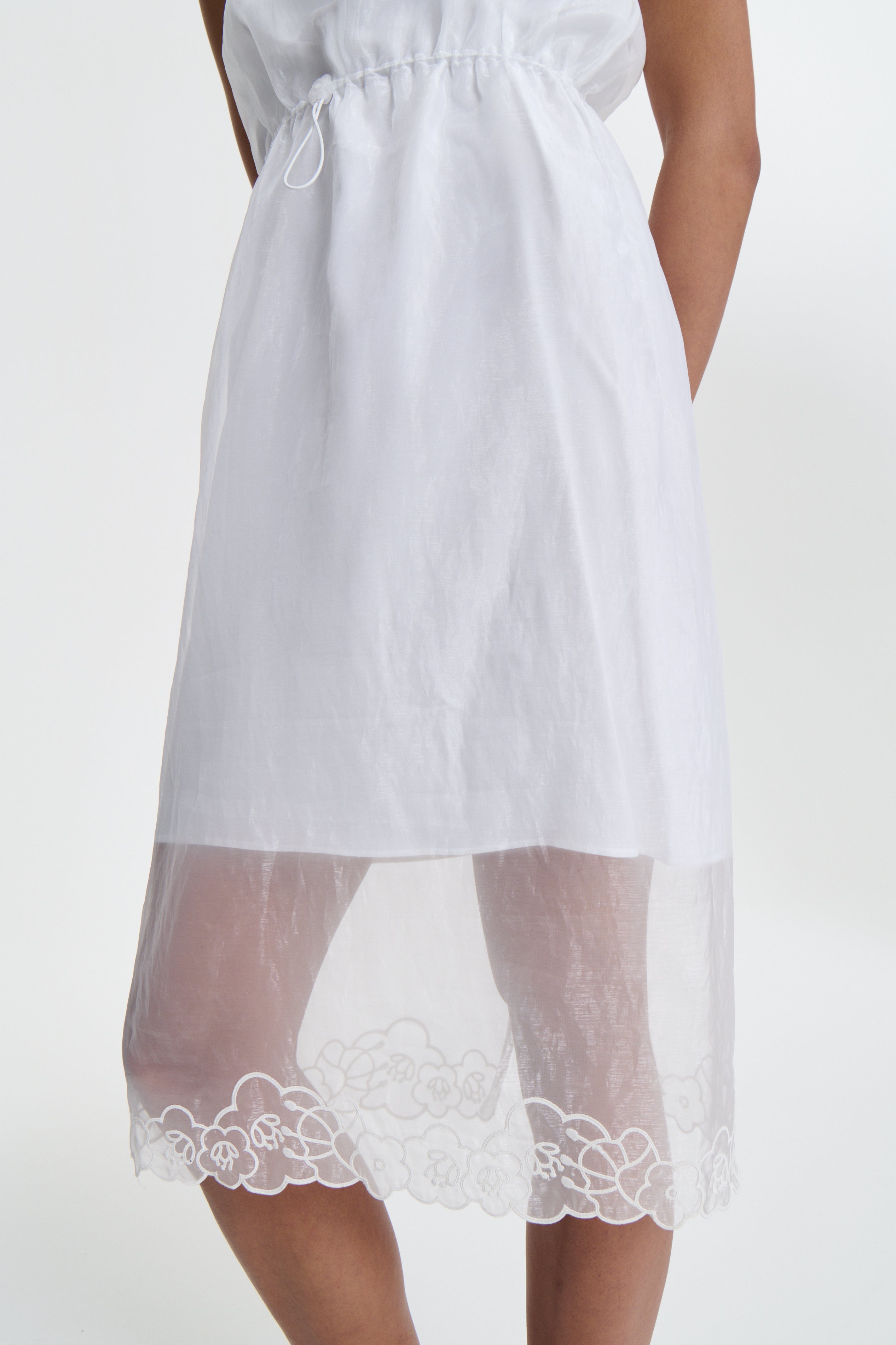 BARR | DRESS LIQUID MYRTIA WHITE