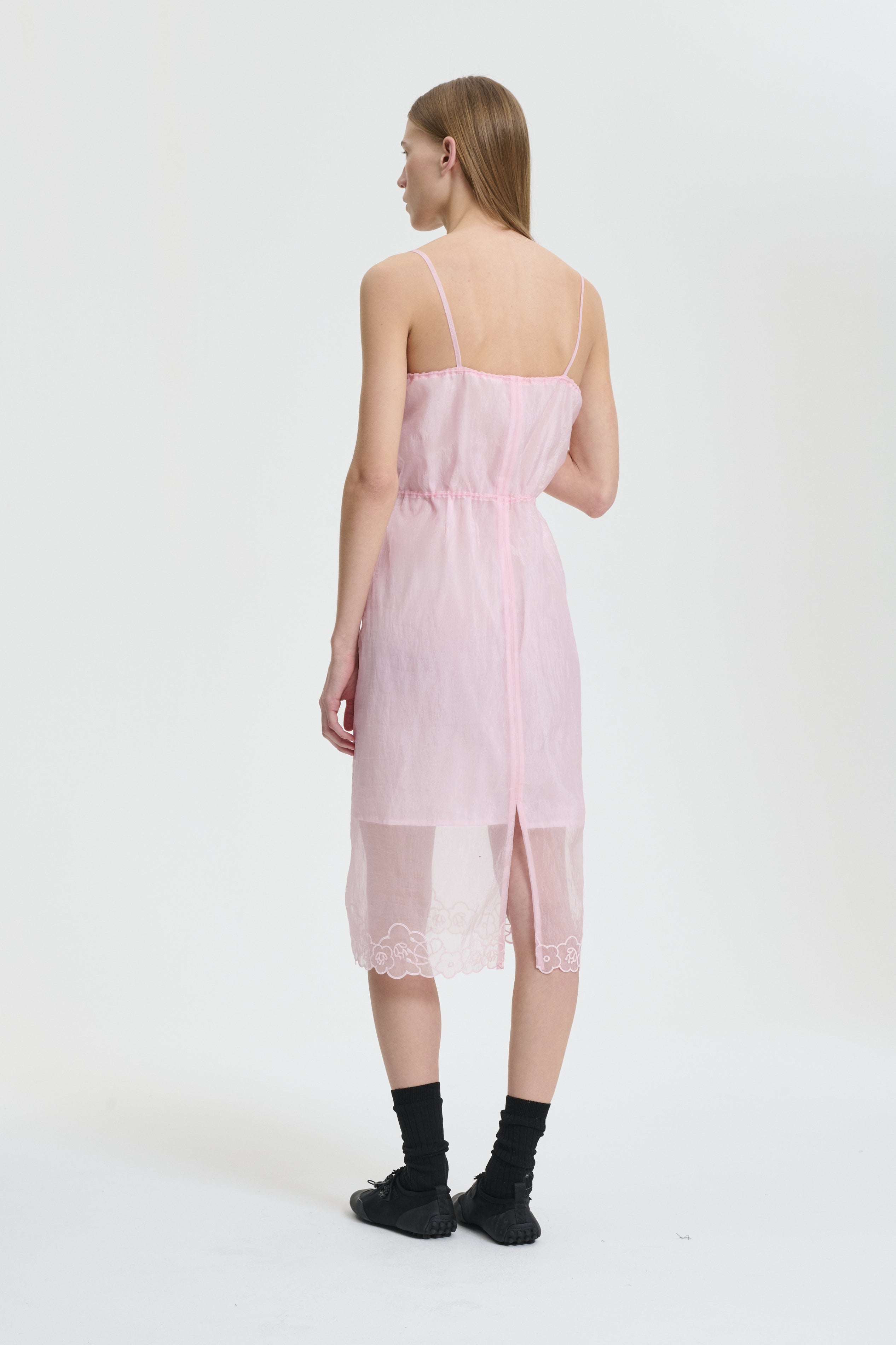 BARR | DRESS LIQUID MYRTIA SOFT PINK