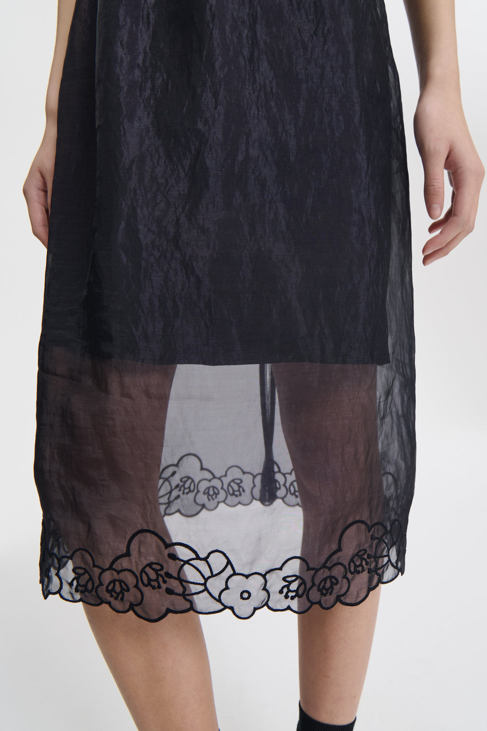 BARR | DRESS LIQUID MYRTIA BLACK