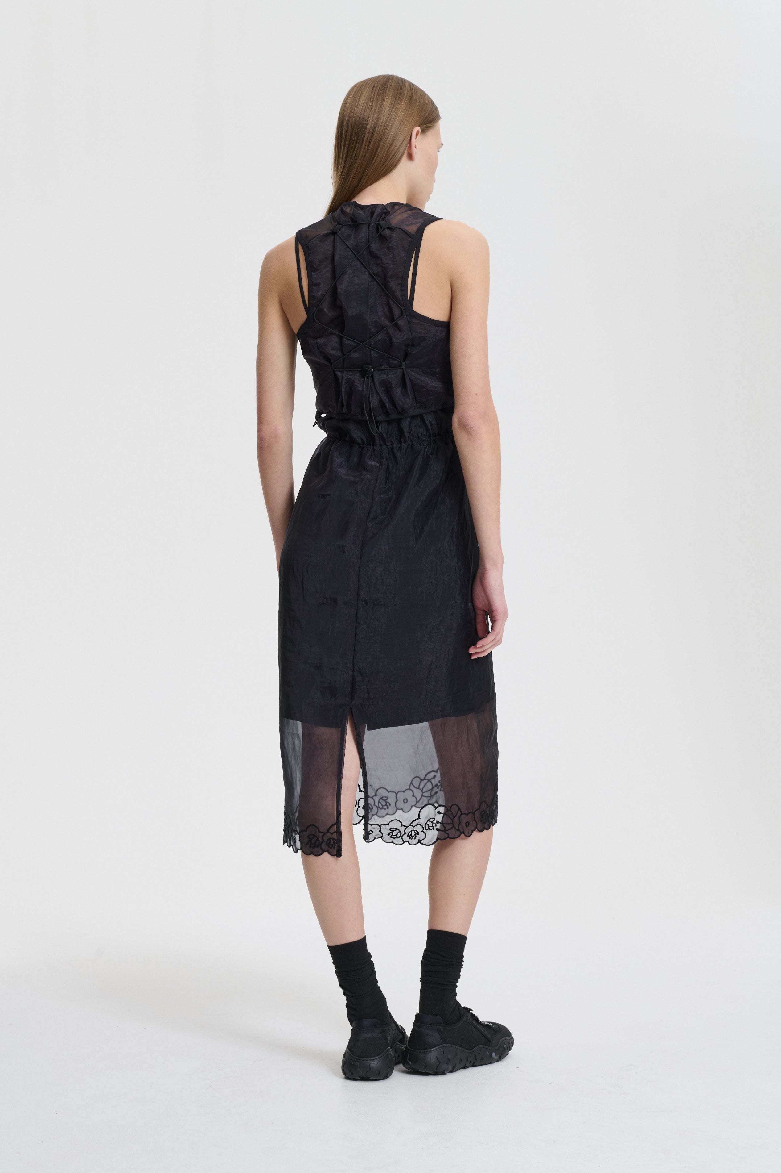 BONA | VEST LIQUID MYRTIA BLACK