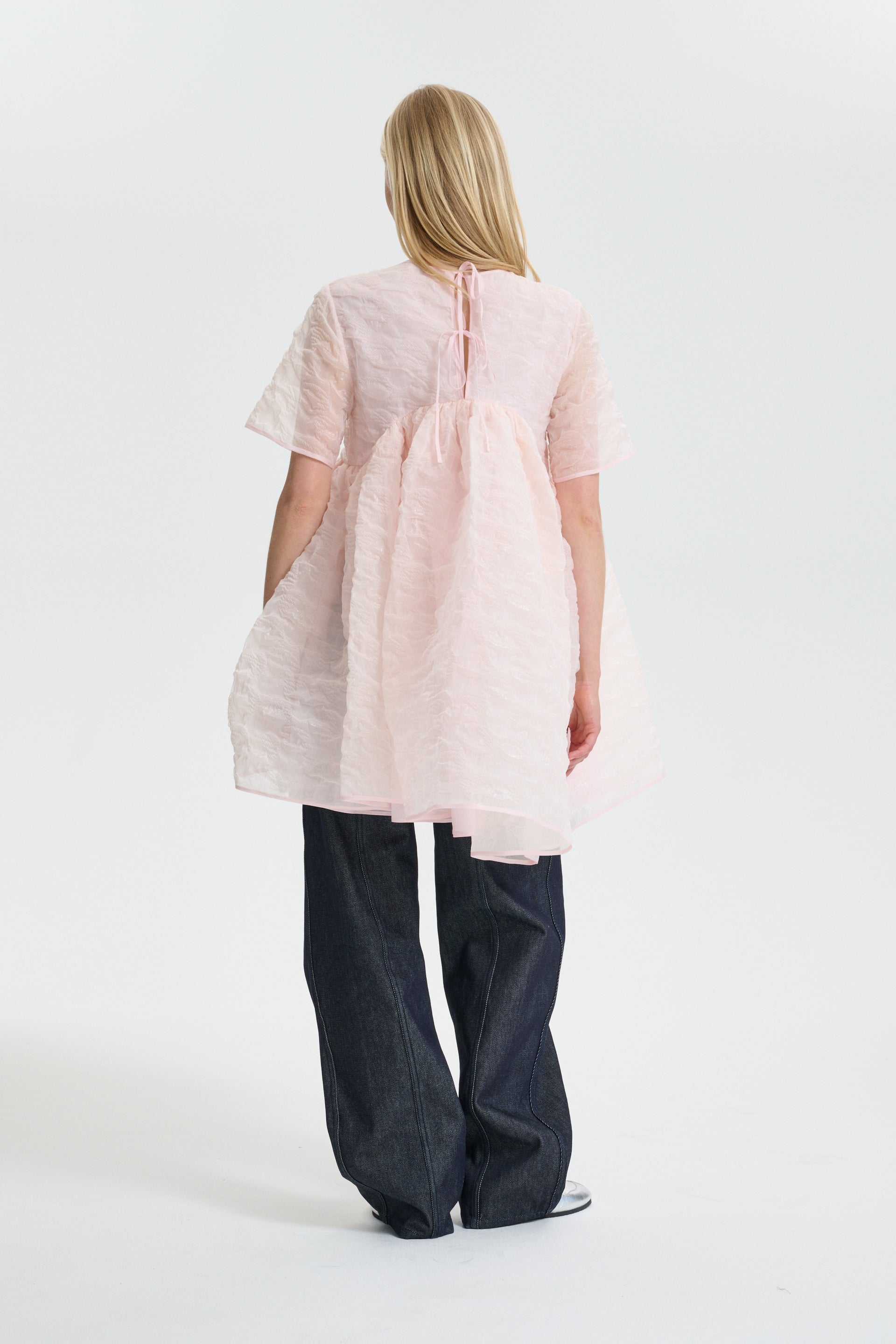 CBBRITNEY | DRESS PLUMERIA MATELASSÉ LIGHT PINK