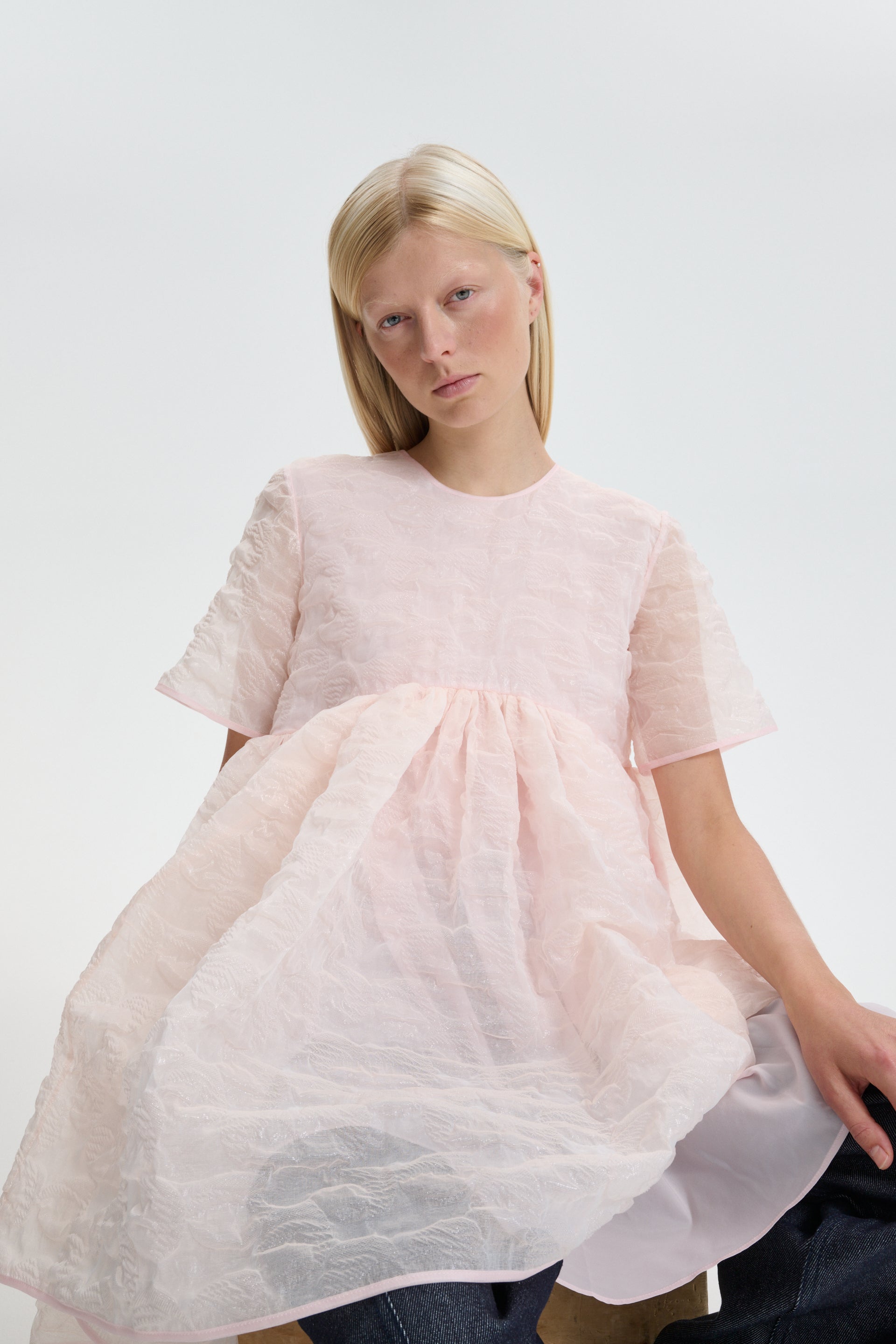CBBRITNEY | DRESS PLUMERIA MATELASSÉ LIGHT PINK