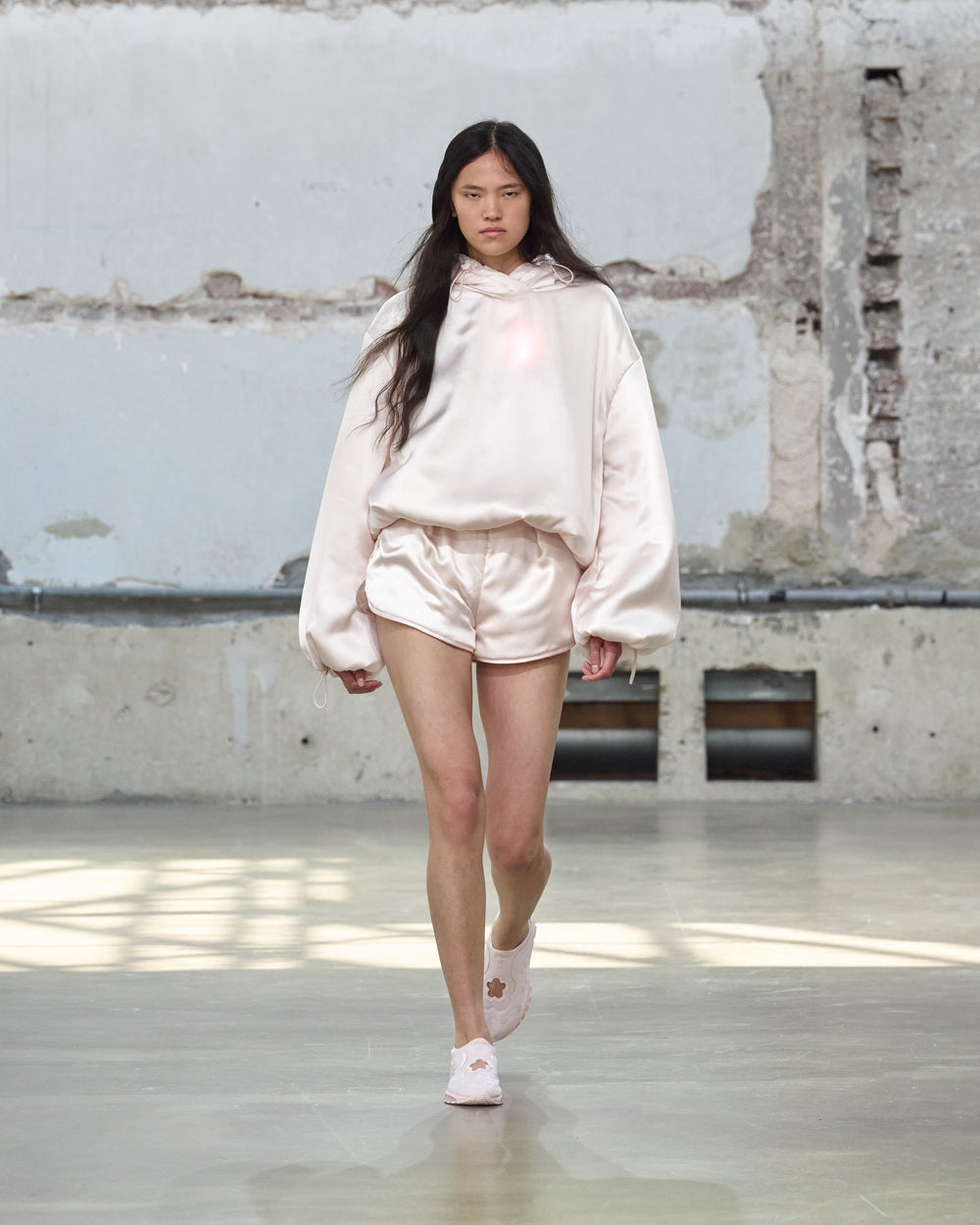 CBSHILA | HOODIE PADDED SILK SATIN BLUSH PINK