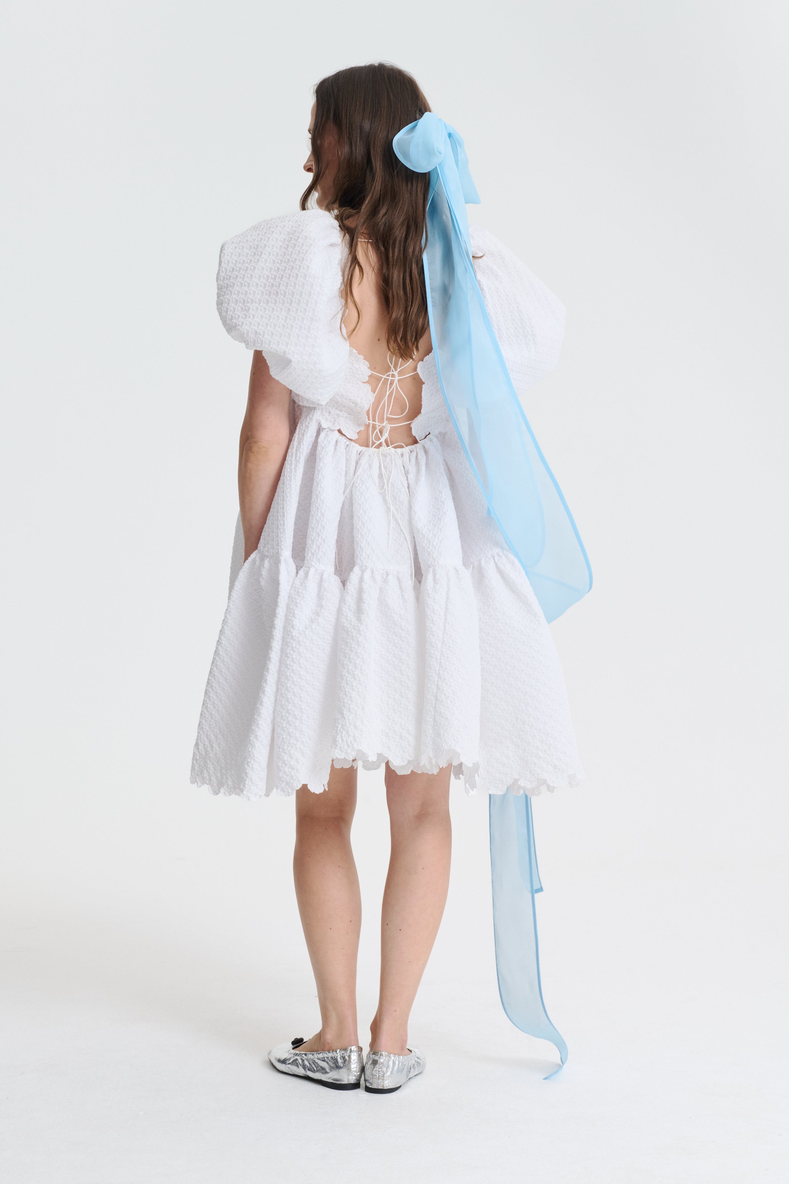 RONJA | DRESS EMB. BLOSSOM MATELASSÉ WHITE