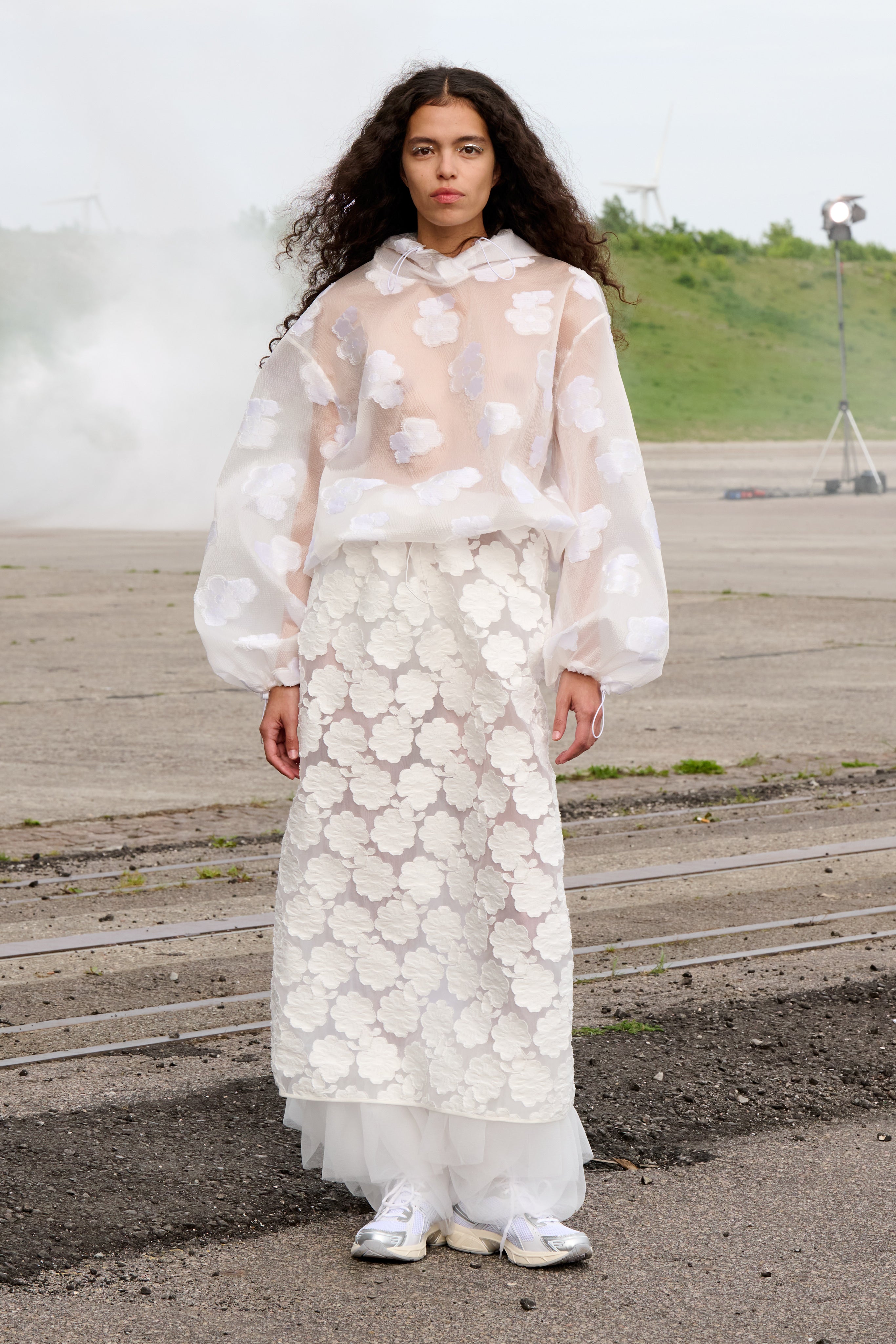 MIE | SKIRT SUNSHINE FIL-COUPE WHITE - LOOK 19