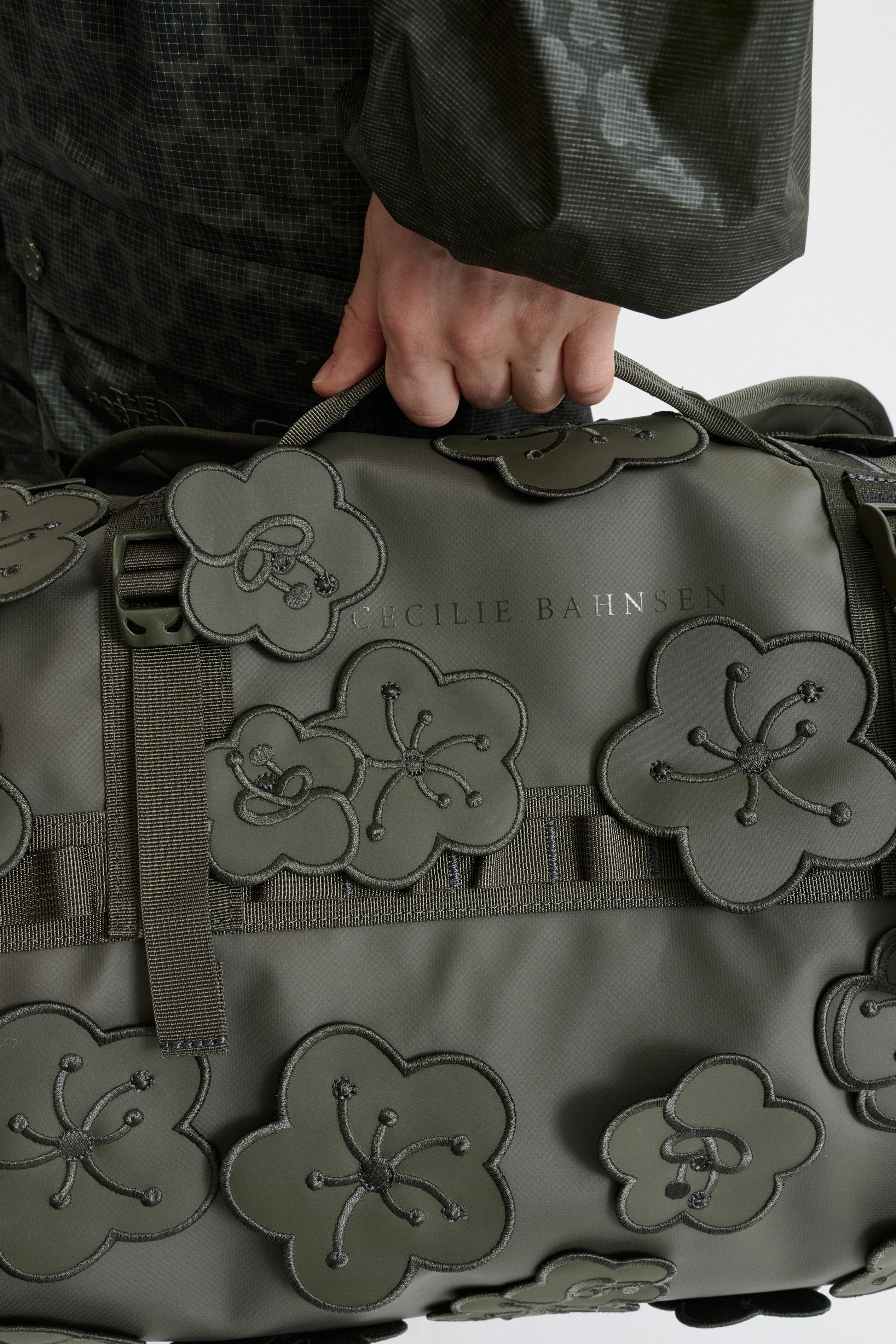 THE NORTH FACE X CECILIE BAHNSEN ANNA BASE CAMP | DUFFEL (S) | POLYESTER FOREST NIGHT GREEN